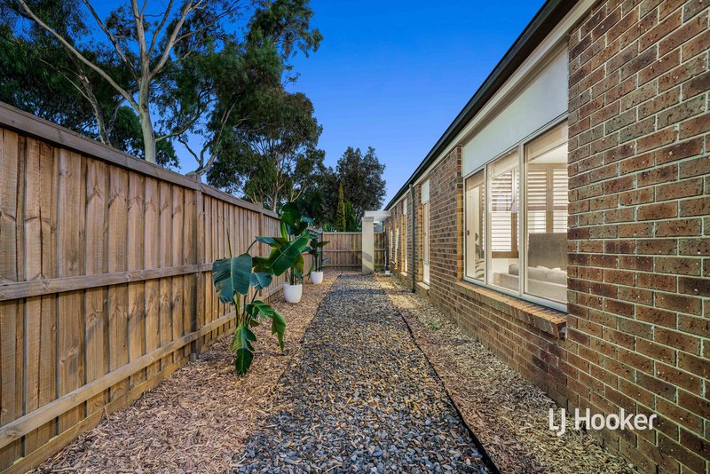 Photo - 2 Condina Place, Point Cook VIC 3030 - Image 25