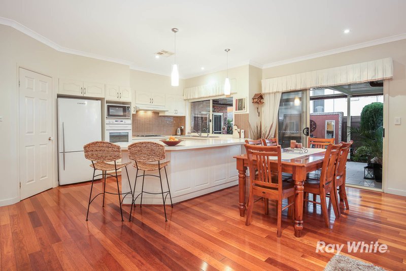 Photo - 2 Connaught Circuit, Kellyville NSW 2155 - Image 5