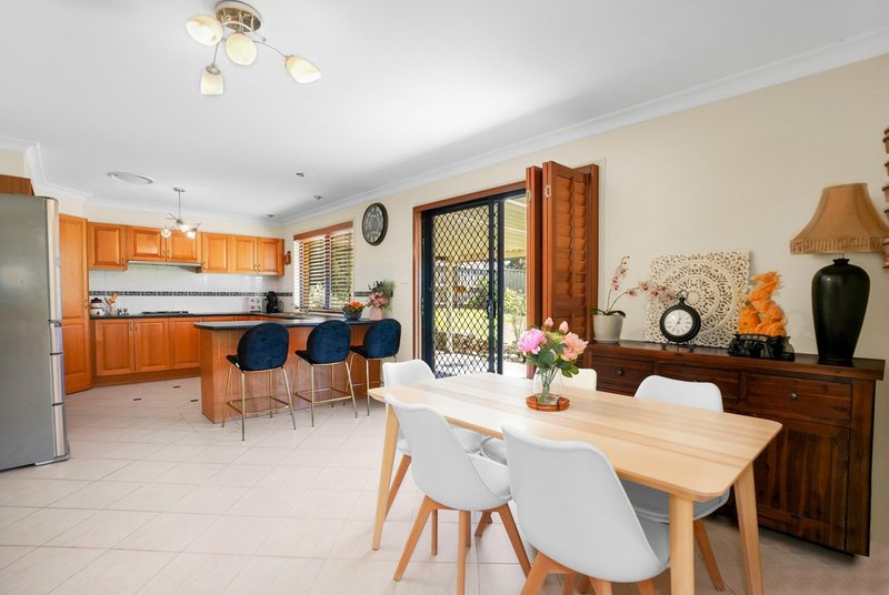 Photo - 2 Connelly Way, Kellyville NSW 2155 - Image 5