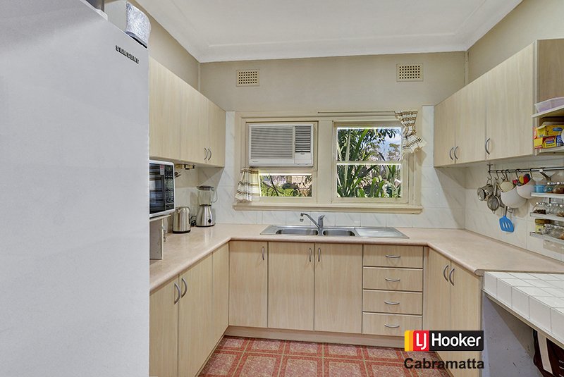 Photo - 2 Cook Avenue, Canley Vale NSW 2166 - Image 5