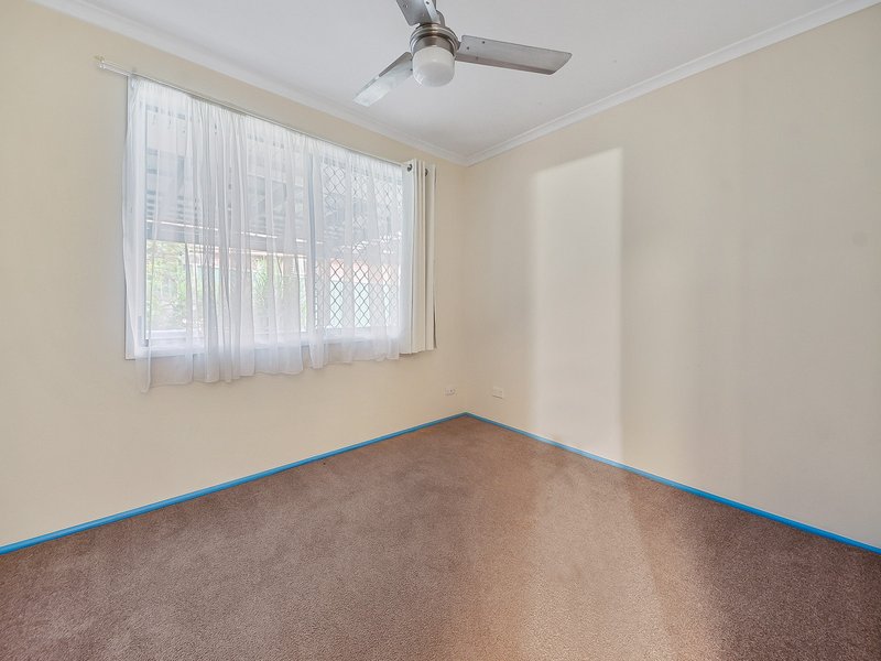 Photo - 2 Cooloola Court, Everton Hills QLD 4053 - Image 16