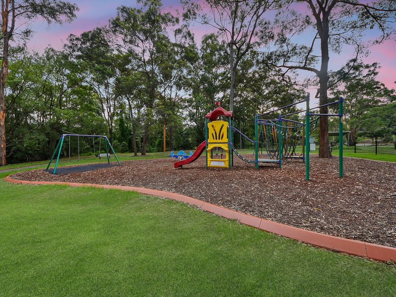 Photo - 2 Cooloola Court, Everton Hills QLD 4053 - Image 25