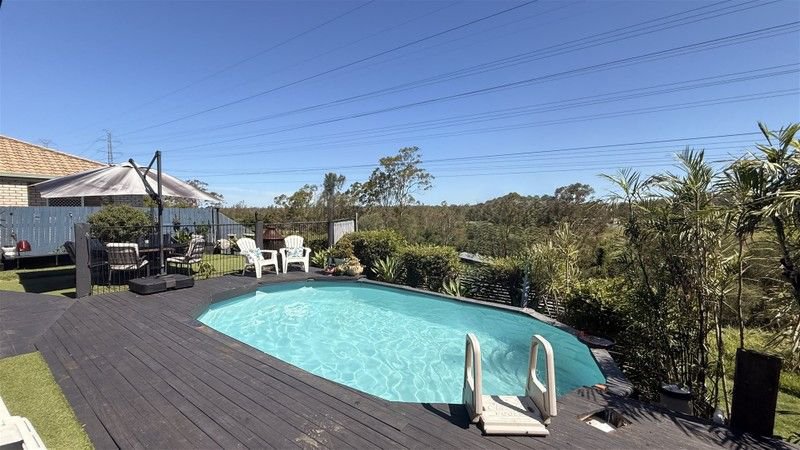 Photo - 2 Copmanhurst Place, Sumner QLD 4074 - Image 2