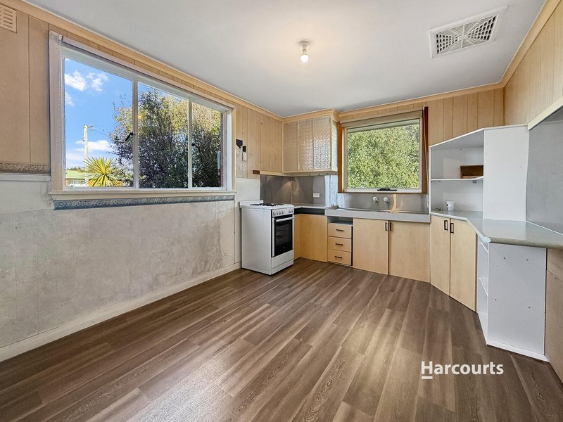 Photo - 2 Coraki Street, East Devonport TAS 7310 - Image 3