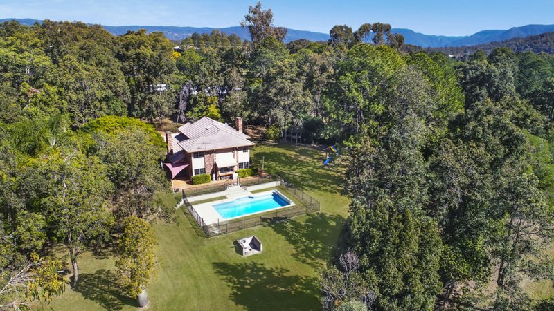 Photo - 2 Corella Ave , Samford Valley QLD 4520 - Image 16