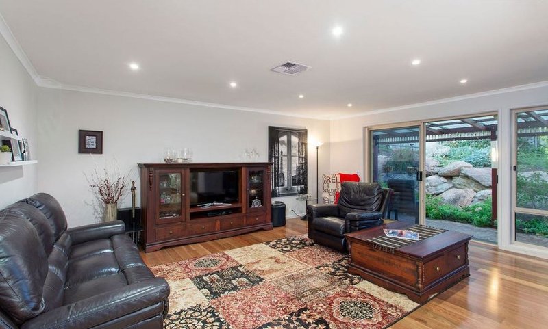 Photo - 2 Cormorant Drive, Hallett Cove SA 5158 - Image 5