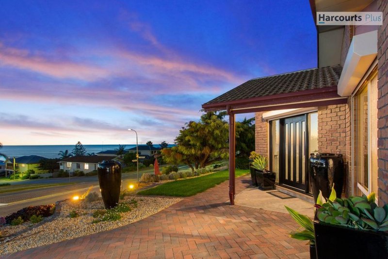 2 Cormorant Drive, Hallett Cove SA 5158