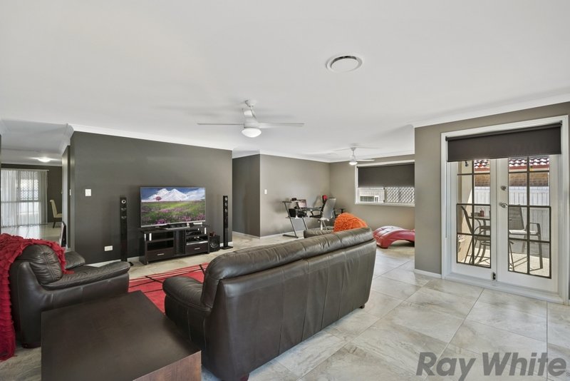 Photo - 2 Courtney Street East , Rothwell QLD 4022 - Image 5