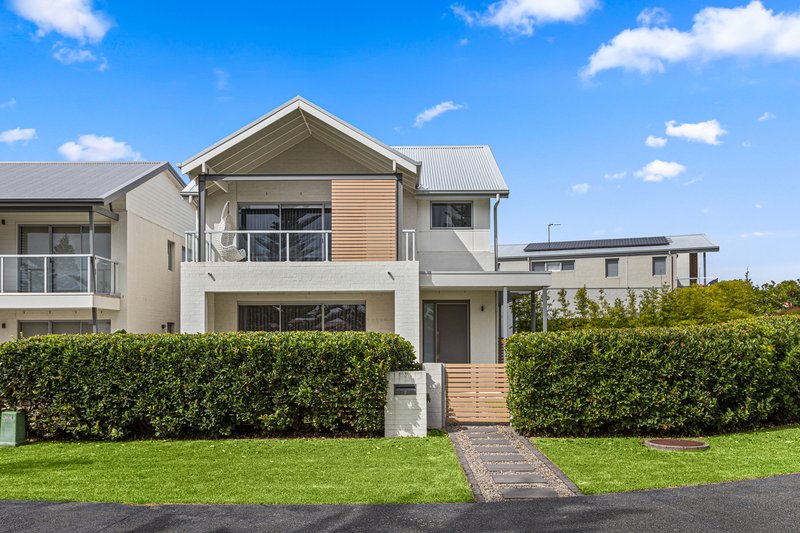 2 Cove Boulevard, Shell Cove NSW 2529