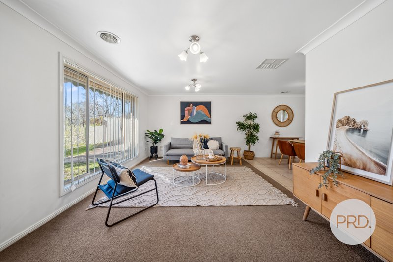 Photo - 2 Cowan Place, Lloyd NSW 2650 - Image 3