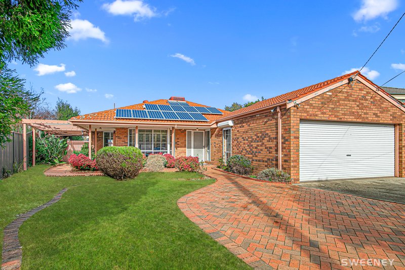 Photo - 2 Cox Court, Altona Meadows VIC 3028 - Image 1