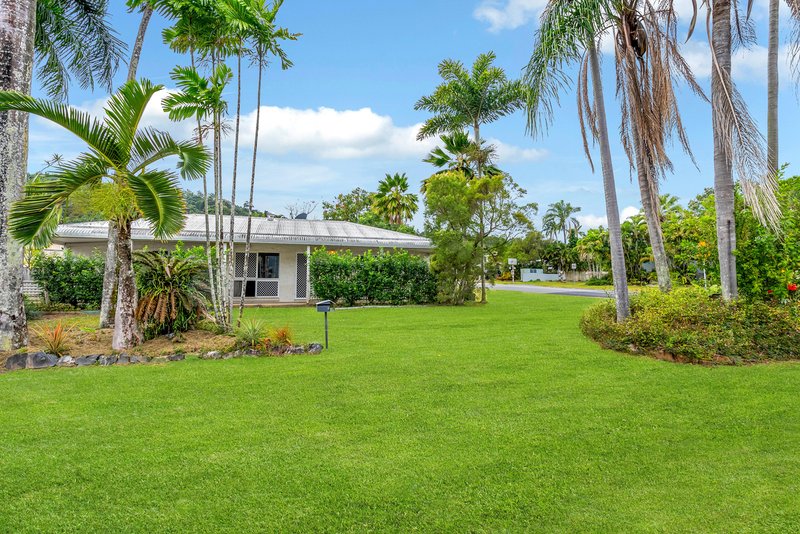 2 Craig Close, Brinsmead QLD 4870