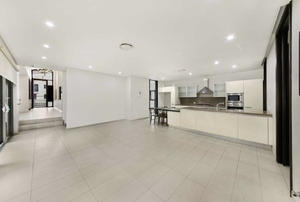 Photo - 2 Crawley St , Merrylands NSW 2160 - Image 3