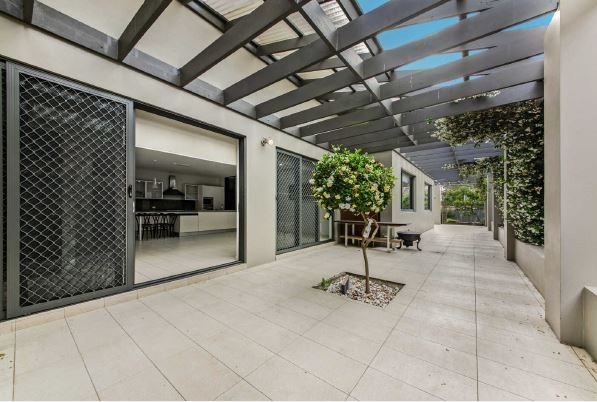 Photo - 2 Crawley St , Merrylands NSW 2160 - Image 6