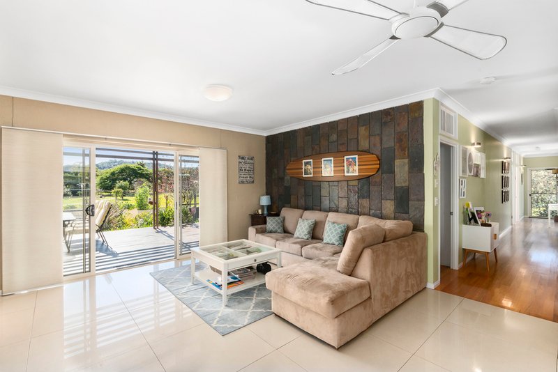 Photo - 2 Creek Way, Currumbin Valley QLD 4223 - Image 2