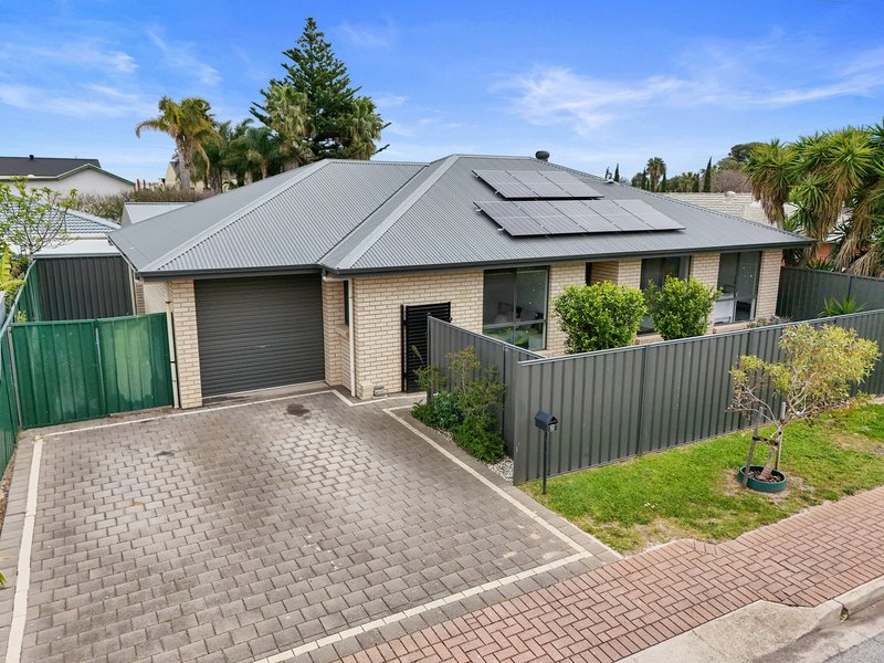 2 Croser Avenue, Aldinga Beach SA 5173