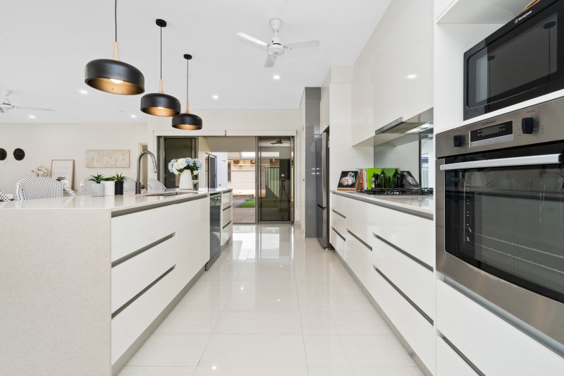 Photo - 2 Crowson Close, Durack NT 0830 - Image 3