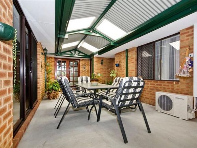 Photo - 2 Crufts Way, Canning Vale WA 6155 - Image 22