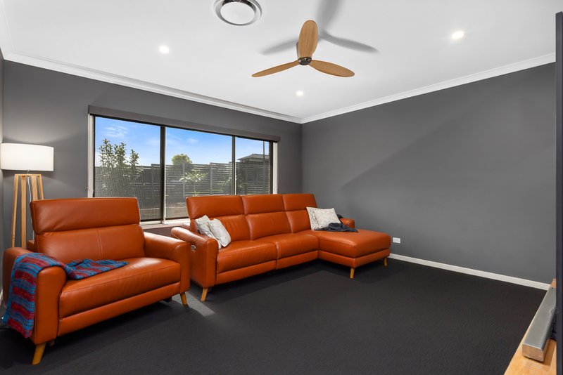 Photo - 2 Curlew Street, Upper Kedron QLD 4055 - Image 8
