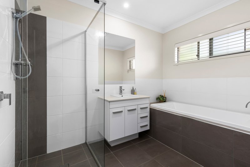 Photo - 2 Curlew Street, Upper Kedron QLD 4055 - Image 16