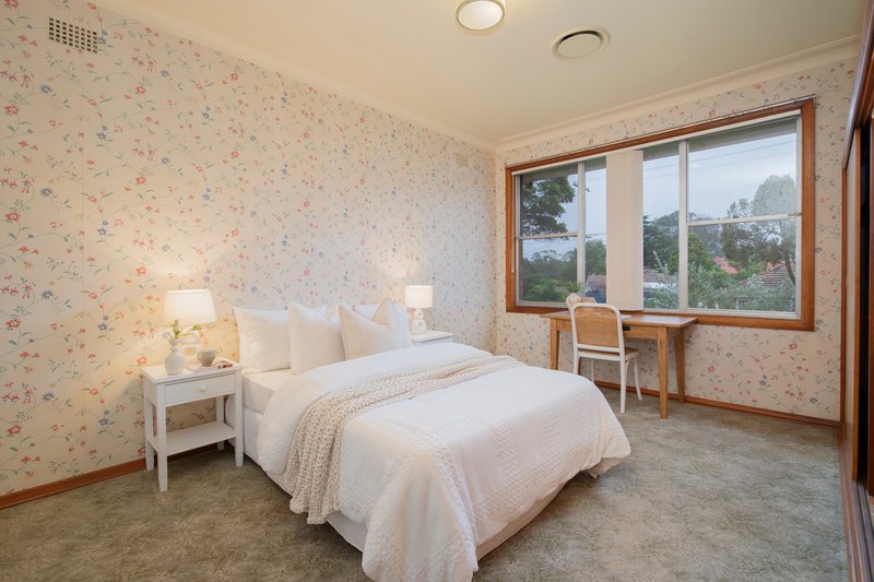 Photo - 2 Currawong Road, New Lambton Heights NSW 2305 - Image 9