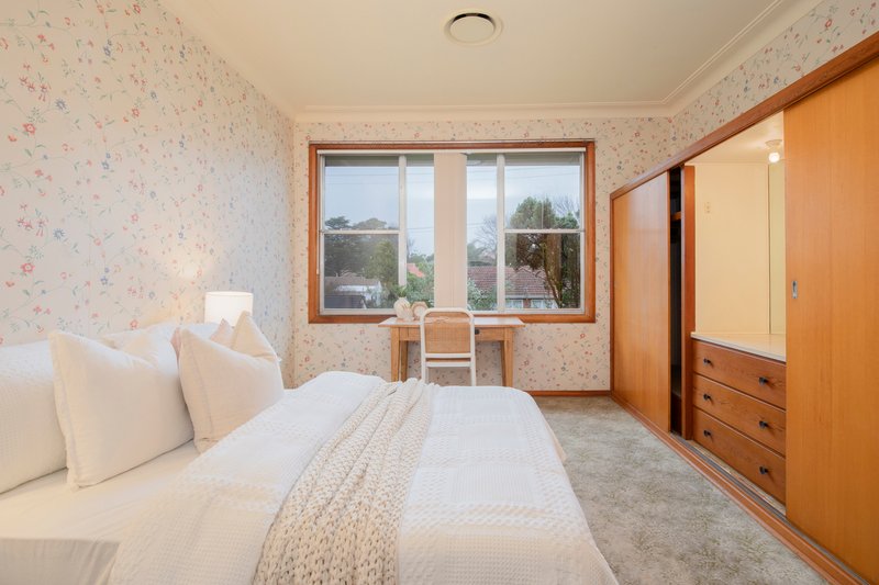 Photo - 2 Currawong Road, New Lambton Heights NSW 2305 - Image 10