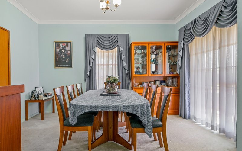 Photo - 2 Currawong Street, Ingleburn NSW 2565 - Image 9