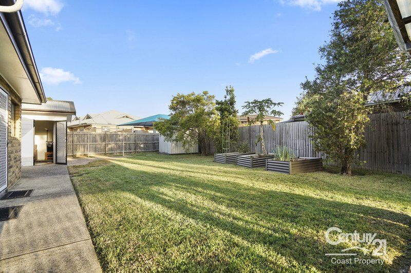 Photo - 2 Cynthia Street, Bateau Bay NSW 2261 - Image 9