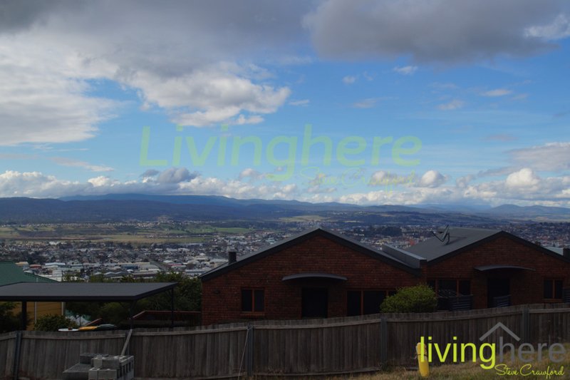 Photo - 2 Daitom Place, Trevallyn TAS 7250 - Image 2