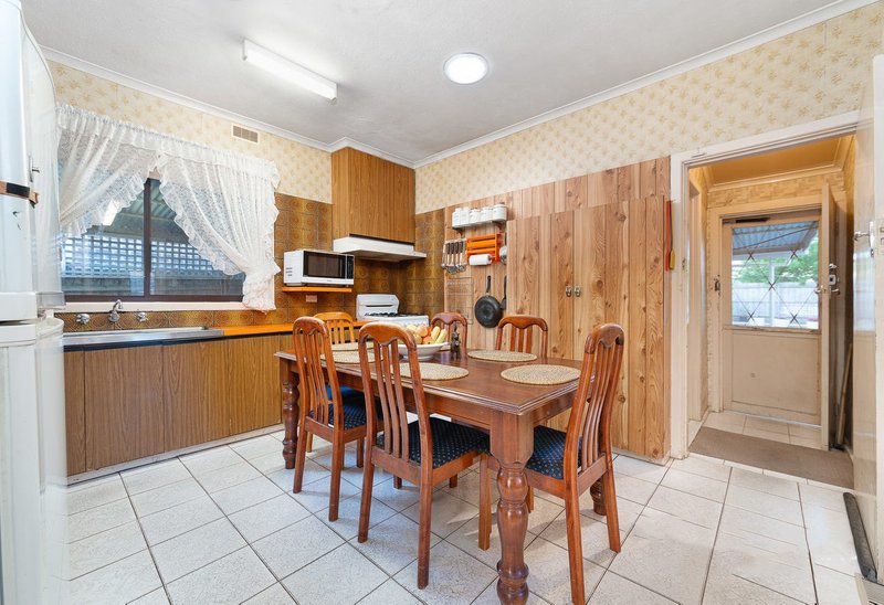 Photo - 2 Daley Street, Glenroy VIC 3046 - Image 2