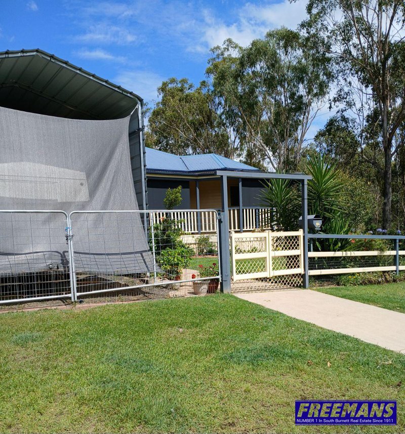 Photo - 2 Dalkeith Street, Nanango QLD 4615 - Image 21