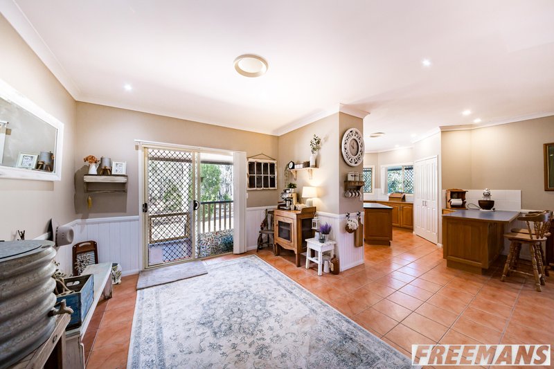 Photo - 2 Dalkeith Street, Nanango QLD 4615 - Image 8