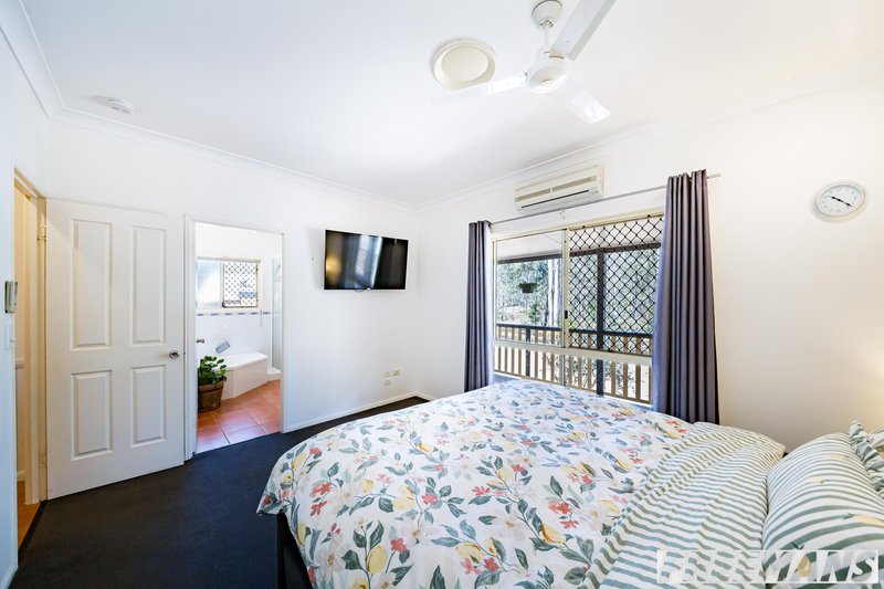 Photo - 2 Dalkeith Street, Nanango QLD 4615 - Image 11