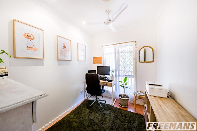 Photo - 2 Dalkeith Street, Nanango QLD 4615 - Image 17