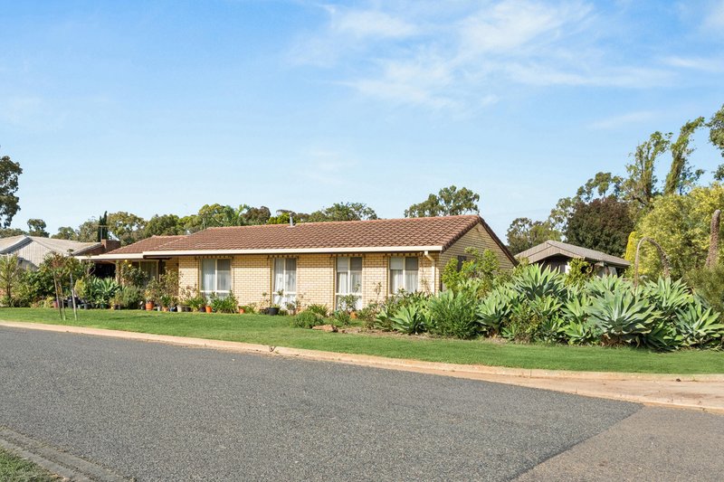 Photo - 2 Daly Street, Evanston Gardens SA 5116 - Image 2