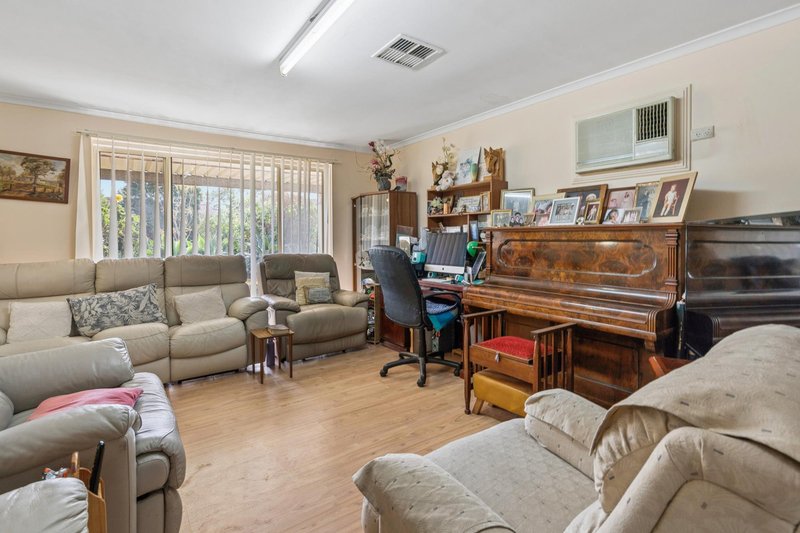 Photo - 2 Daly Street, Evanston Gardens SA 5116 - Image 5