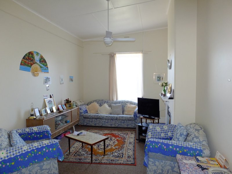 Photo - 2 Daly Street, Wallaroo SA 5556 - Image 2