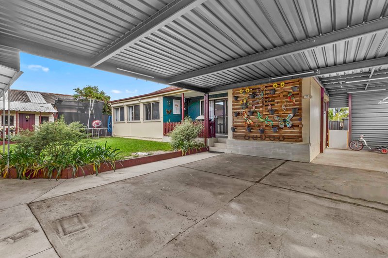 Photo - 2 Dan Crescent, Colyton NSW 2760 - Image 10