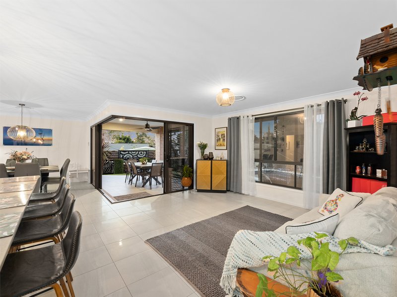 Photo - 2 Daniell Close, Ripley QLD 4306 - Image 13