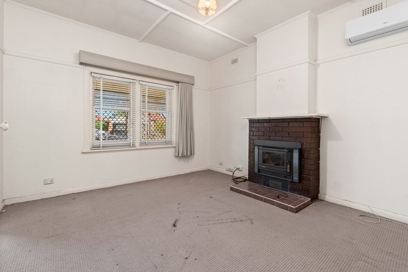 Photo - 2 Darebin Street, Mile End SA 5031 - Image 3
