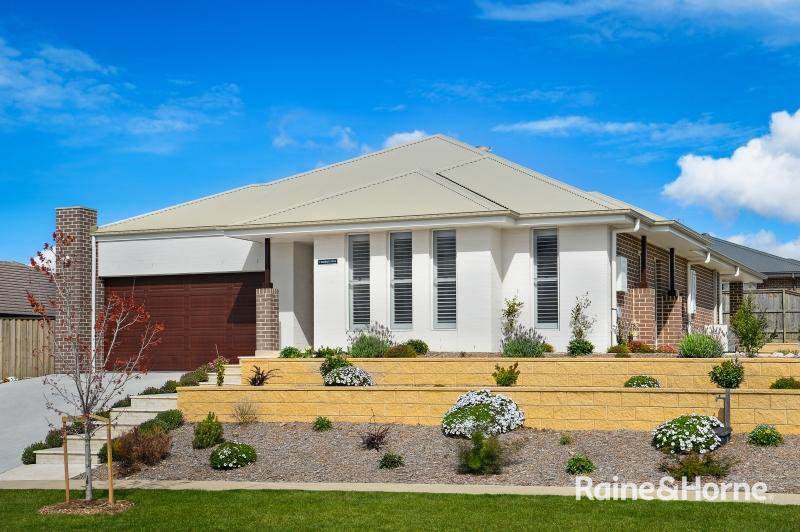 Photo - 2 Darraby Drive, Moss Vale NSW 2577 - Image 1