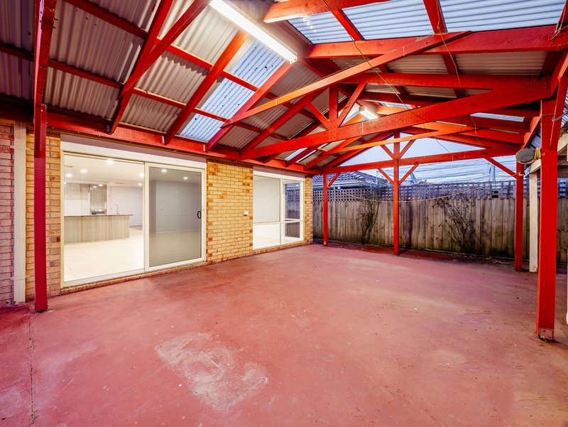 Photo - 2 Dartmoor Drive, Cranbourne East VIC 3977 - Image 34