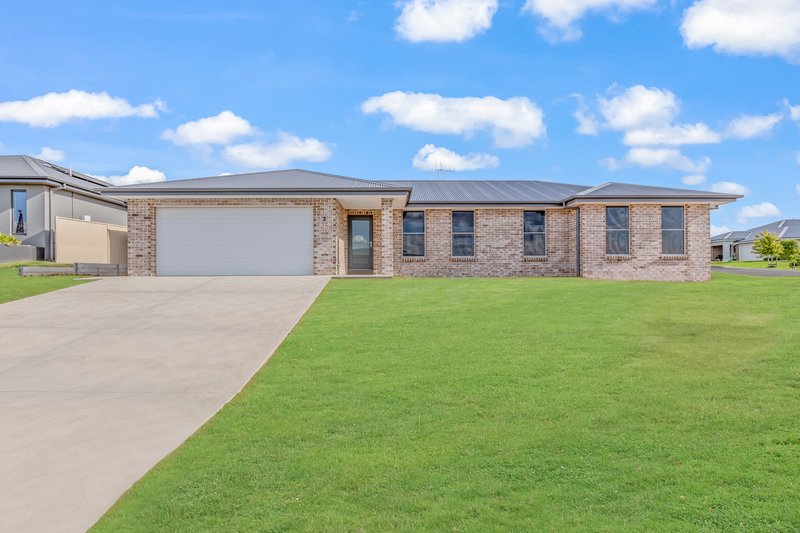 2 Darvall Drive, Kelso NSW 2795