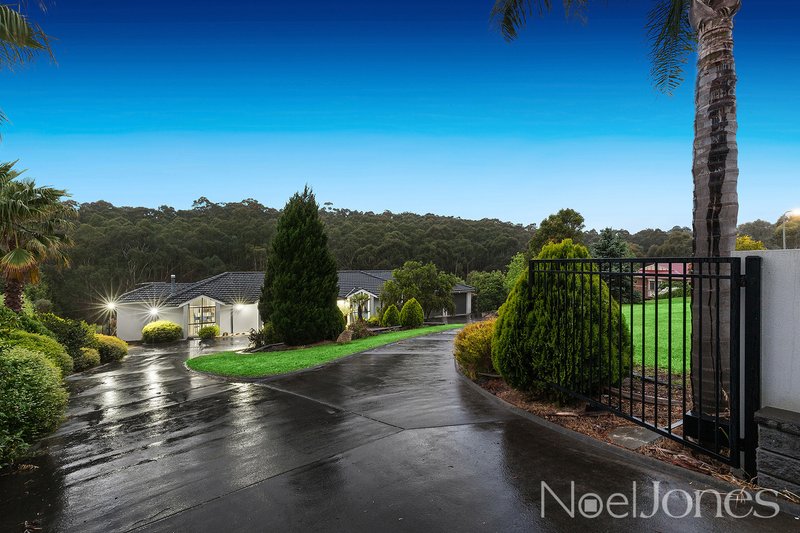 2 Dassisi Court, Ringwood North VIC 3134