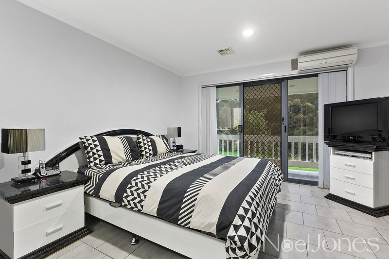 Photo - 2 Dassisi Court, Ringwood North VIC 3134 - Image 9