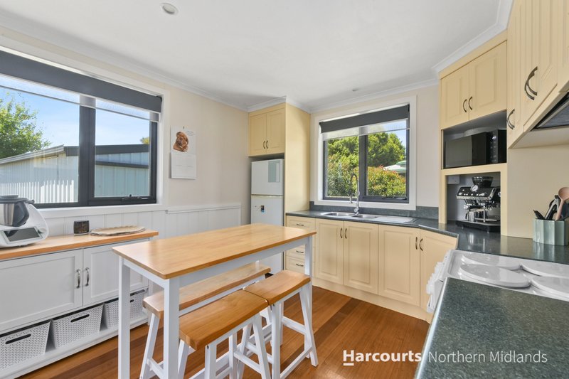 Photo - 2 Davis Crescent, Longford TAS 7301 - Image 4