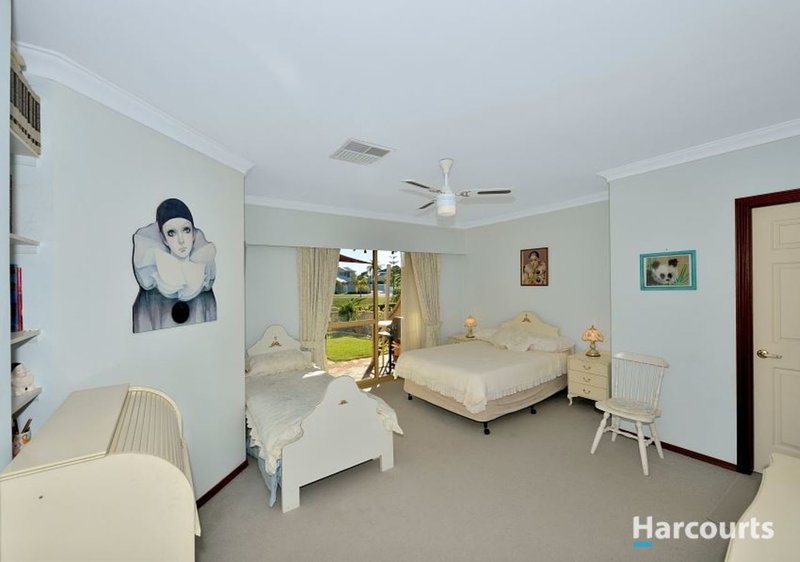 Photo - 2 De Grey Close, Dudley Park WA 6210 - Image 16