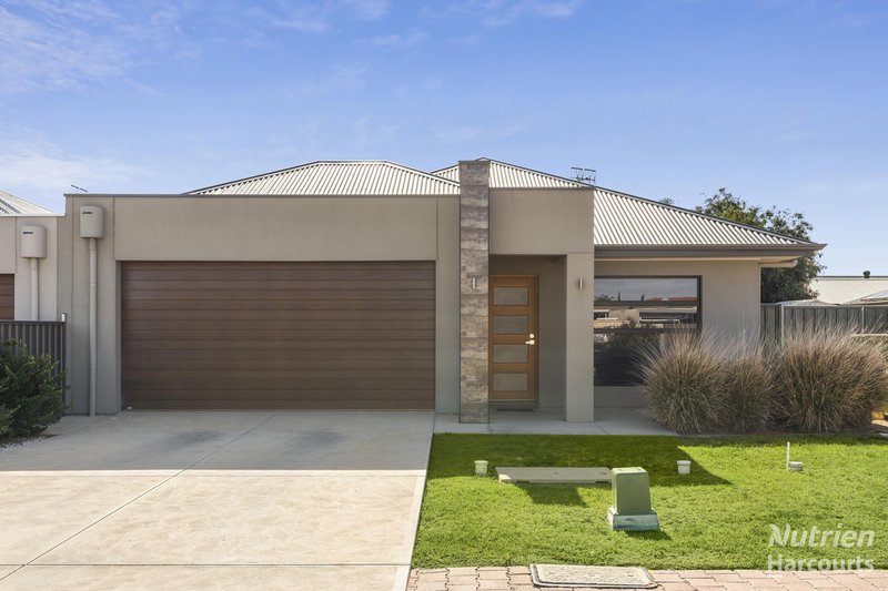 2 Dedes Drive, Renmark SA 5341