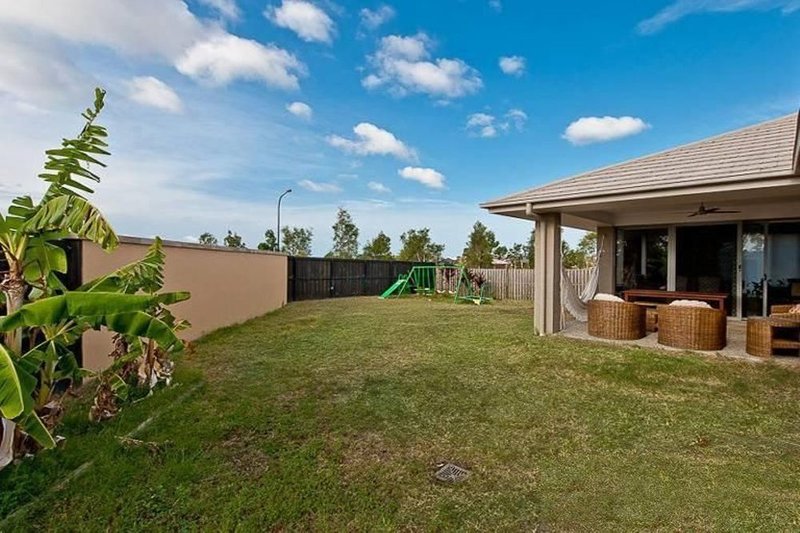 Photo - 2 Denham Crescent, North Lakes QLD 4509 - Image 10