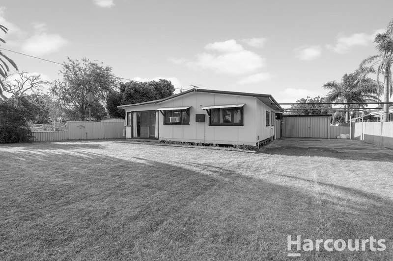 2 Derek Road, Coodanup WA 6210